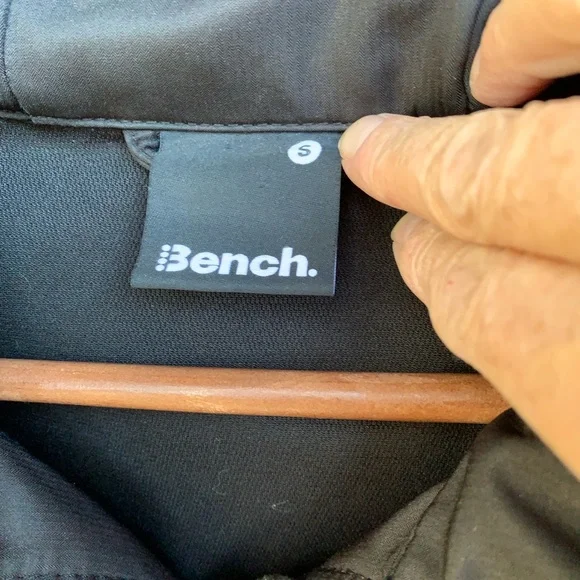 Bench Jacket - Picture 2 of 5